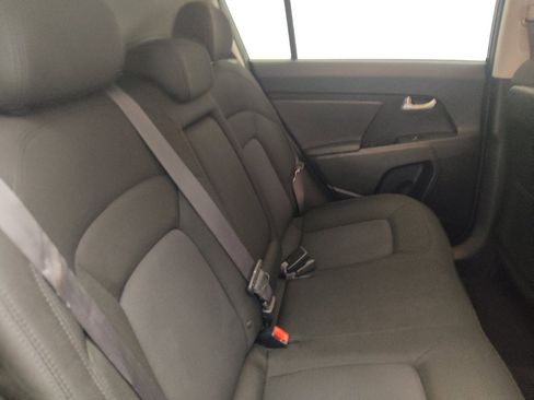 Used 2016 Kia Sportage LX FWD image 19