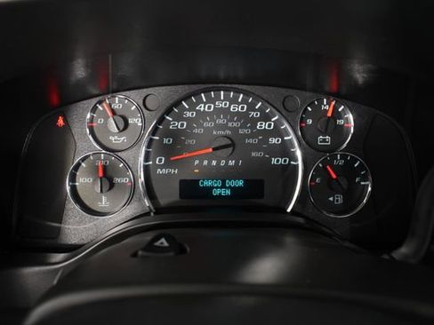 New 2026 Chevrolet Express 2500 image 9