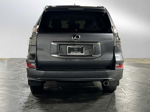 Used 2023 Lexus GX 460 Premium w/ Premium Plus Package image 6