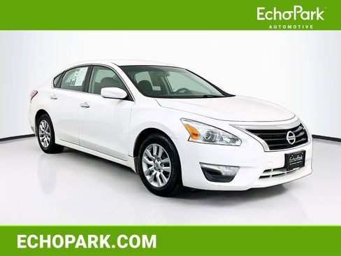 Used 2014 Nissan Altima 2.5 S image 1