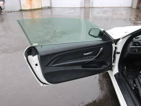 Used 2015 BMW 428i Convertible image 9