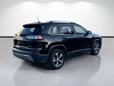 Used 2019 Jeep Cherokee Limited FWD image 3