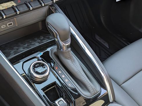 New 2026 GMC Canyon Elevation w/ Convenience Package image 47