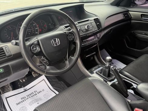 Used 2016 Honda Accord Sport image 11