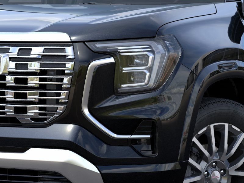 New 2027 GMC Terrain Denali w/ LPO, Floor Liner Package AWD/4WD image 10