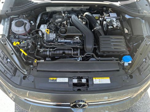 Used 2025 Volkswagen Jetta SE image 25