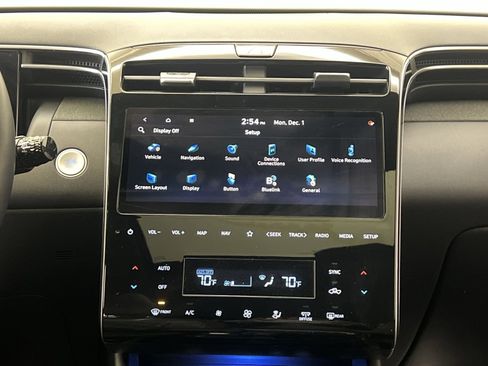 Used 2022 Hyundai Santa Cruz Limited image 16