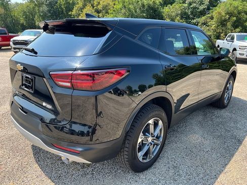 Used 2025 Chevrolet Blazer LT AWD/4WD image 5