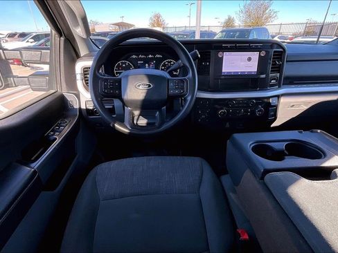Used 2024 Ford F250 XLT w/ FX4 Off-Road Package image 7