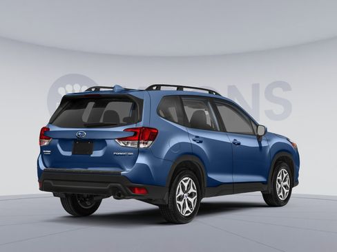 Used 2023 Subaru Forester Premium AWD/4WD image 2