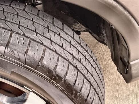 Used 2018 Toyota RAV4 LE image 23