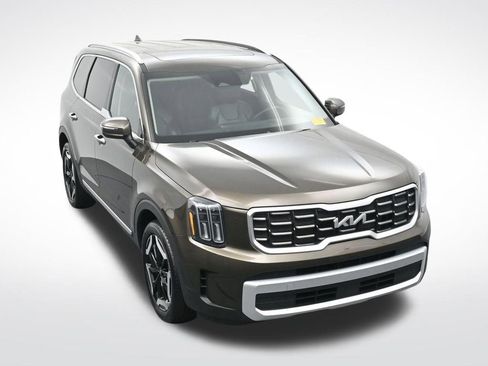 Used 2025 Kia Telluride S image 21