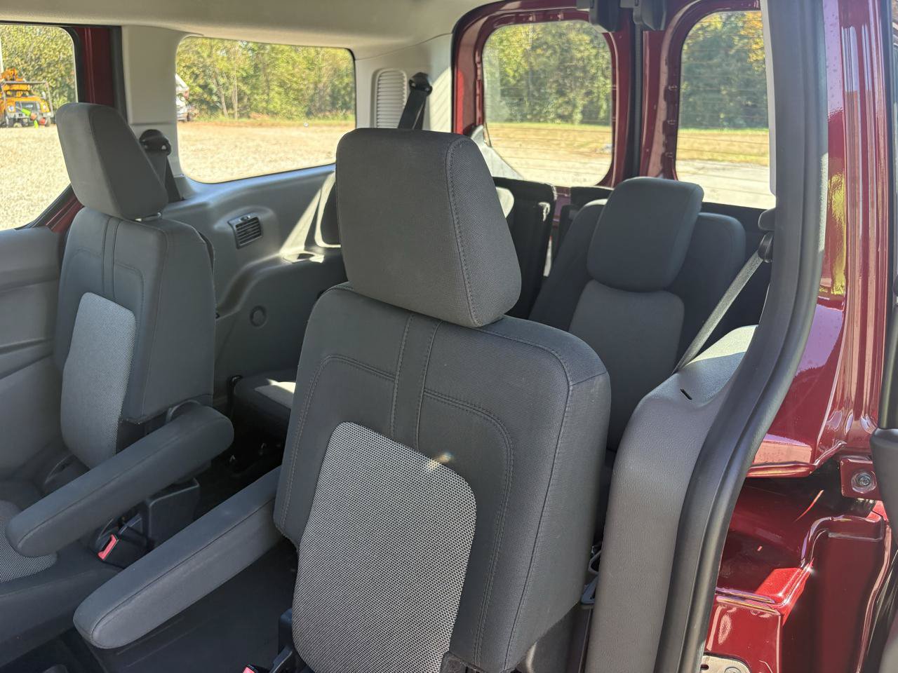 Used 2021 Ford Transit Connect XL FWD image 25