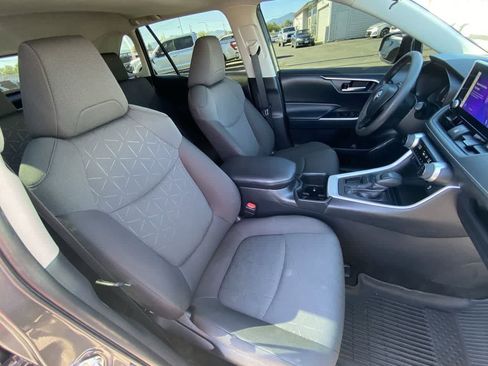 Certified 2023 Toyota RAV4 XLE w/ Convenience Package FWD image 24