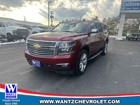 Used 2017 Chevrolet Suburban Premier image 2