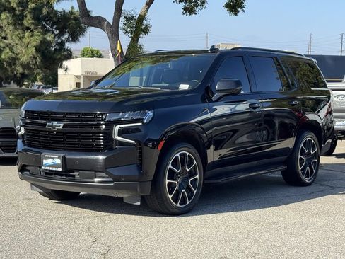 Used 2023 Chevrolet Tahoe RST w/ Luxury Package RWD image 3