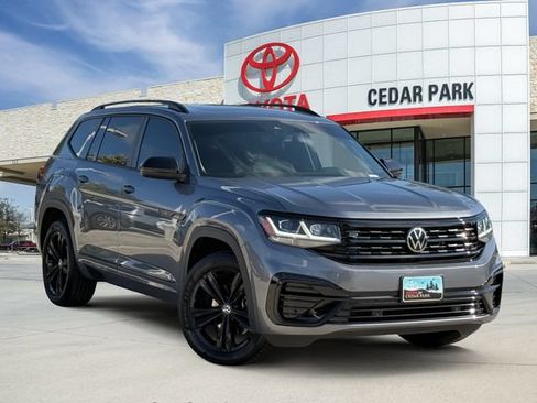 Used 2023 Volkswagen Atlas SEL R-Line AWD/4WD image 1