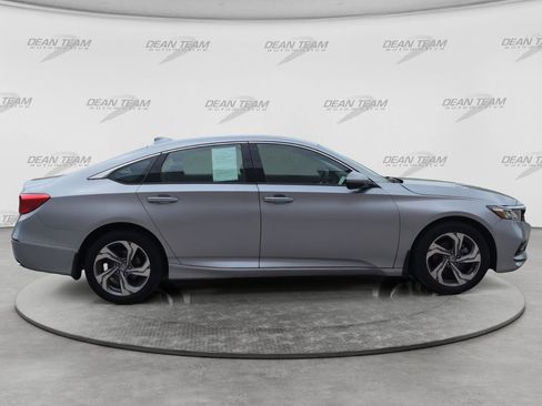 Used 2018 Honda Accord EX-L image 8