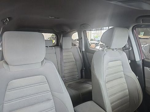 Used 2017 Honda CR-V LX image 33