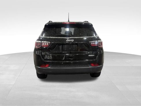 Used 2022 Jeep Compass Latitude w/ Convenience Group AWD/4WD image 6