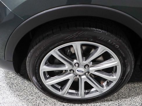 Used 2016 Ford Explorer Limited image 11