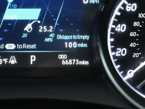 Used 2022 Toyota Camry SE w/ Cold Weather Package image 45