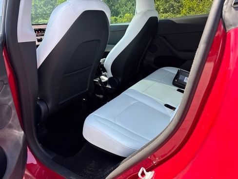 Used 2023 Tesla Model Y Long Range AWD/4WD image 6