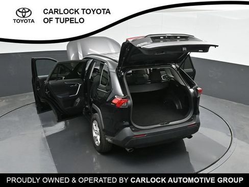 Used 2021 Toyota RAV4 XLE FWD image 51