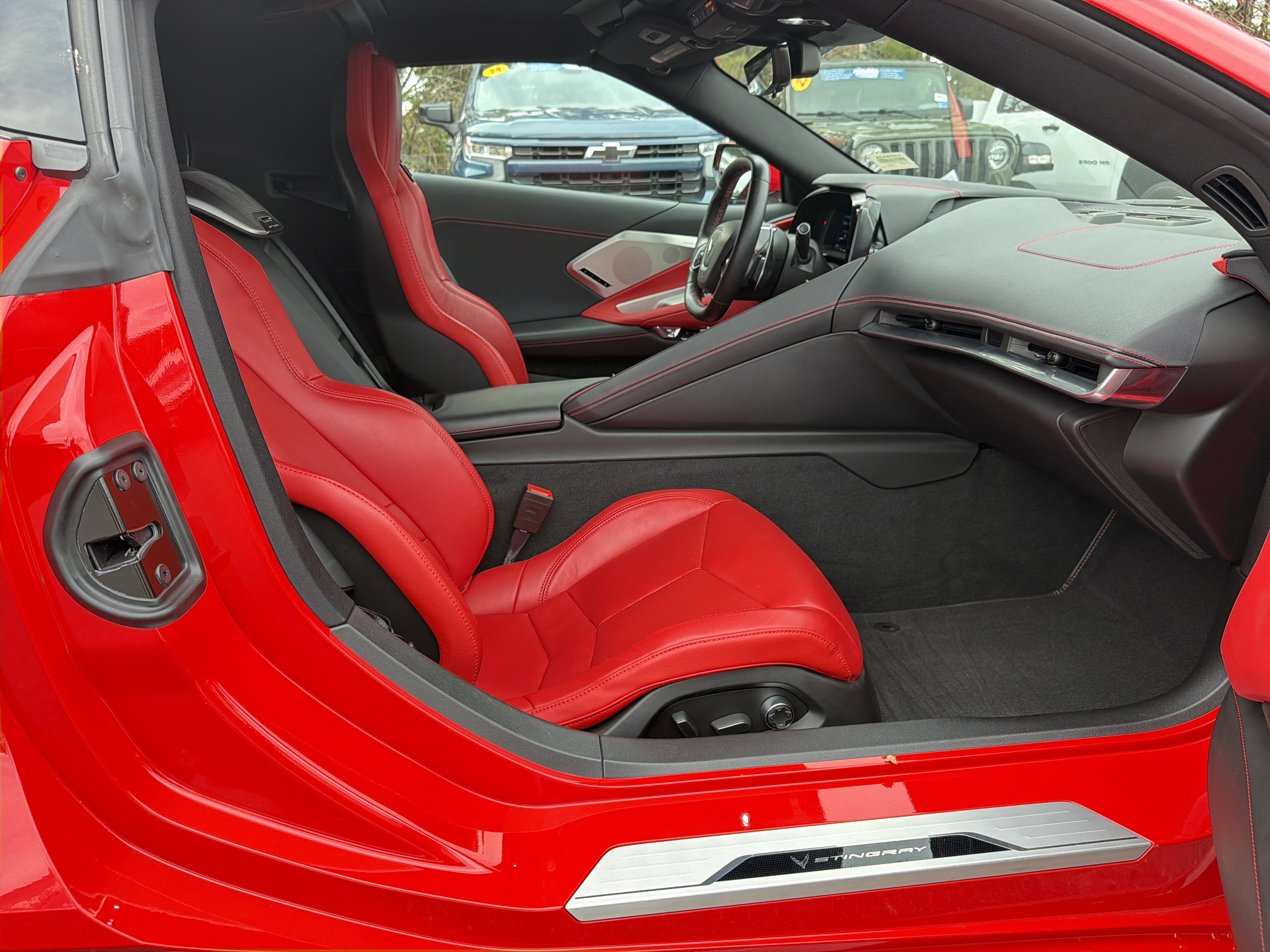 Used 2021 Chevrolet Corvette Stingray Preferred Cpe w/ Z51 Performance Package RWD image 36