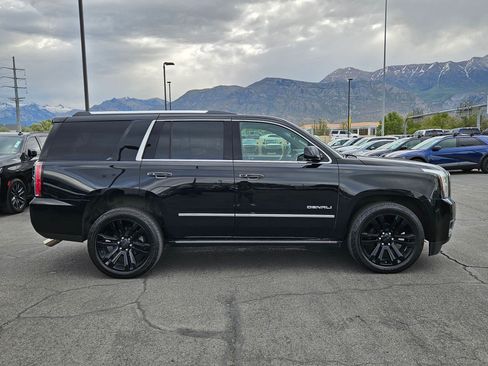 Used 2020 GMC Yukon Denali w/ Denali Ultimate Package AWD/4WD image 2