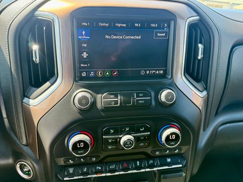 Used 2020 Chevrolet Silverado 3500 High Country AWD/4WD image 12