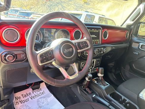 Used 2023 Jeep Wrangler Unlimited Rubicon w/ Cold Weather Group image 12