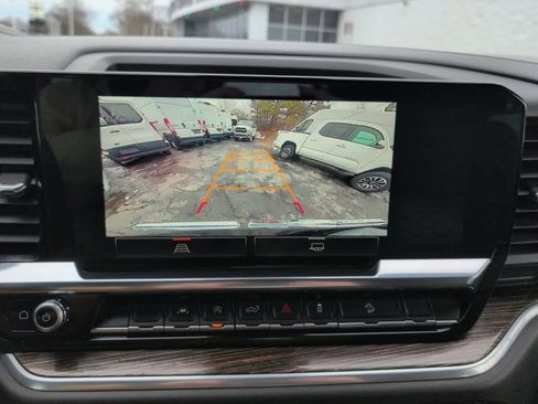 Used 2022 GMC Sierra 1500 Elevation w/ X31 Off-Road Package image 30