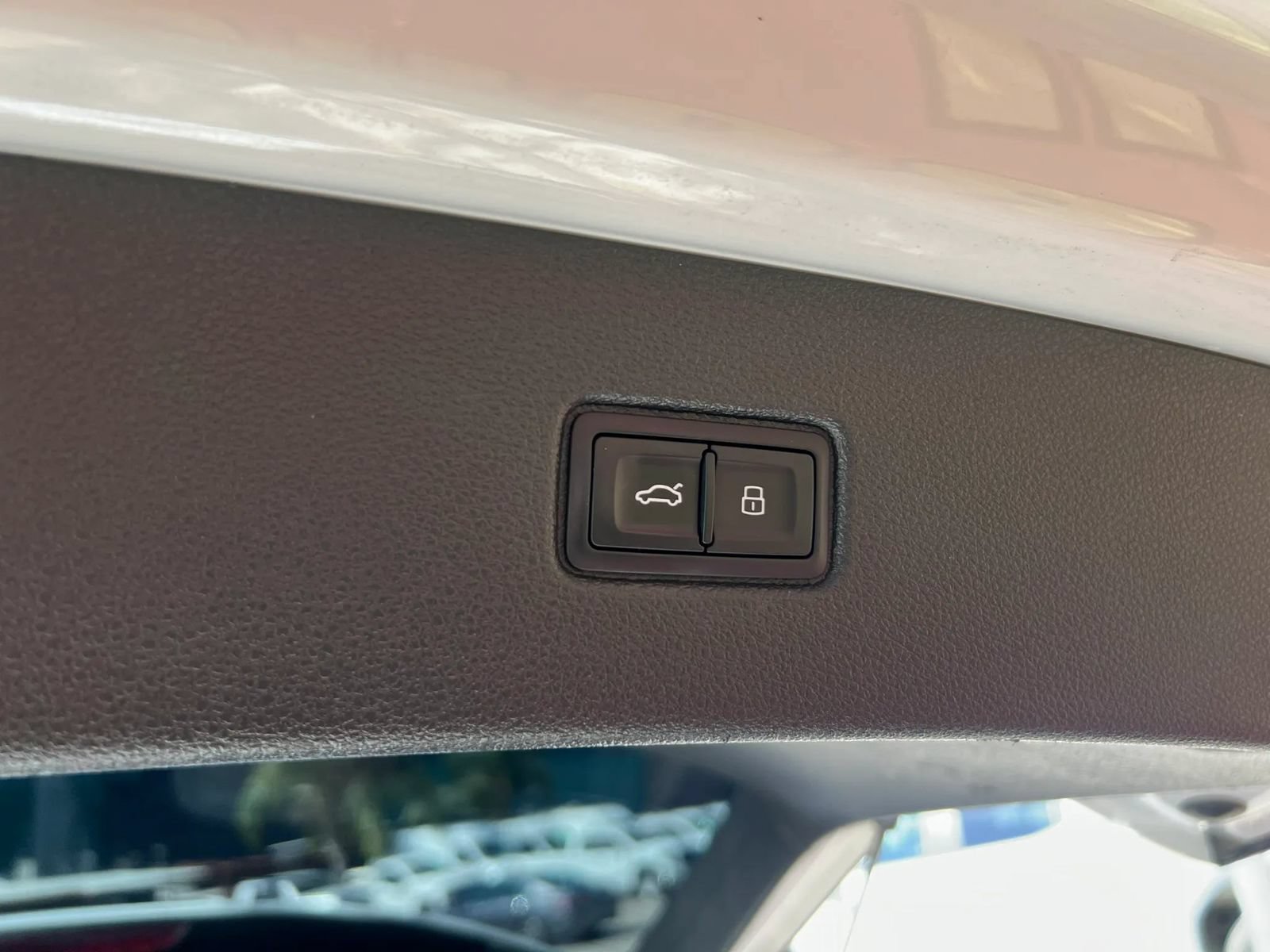 Used 2018 Audi Q7 3.0T Premium Plus w/ Premium Plus Package AWD/4WD image 33