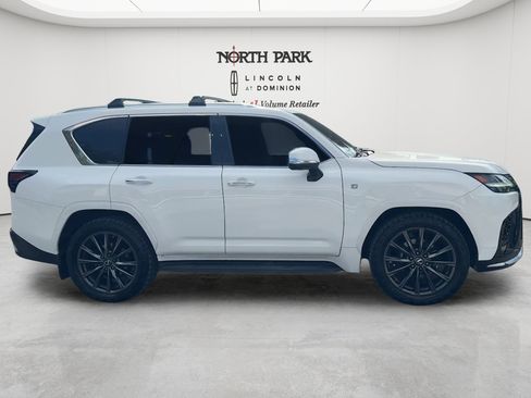 Used 2023 Lexus LX 600 F Sport AWD/4WD image 4
