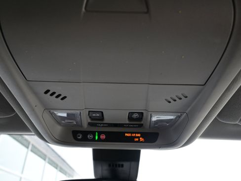 Used 2022 Chevrolet Equinox LT image 29