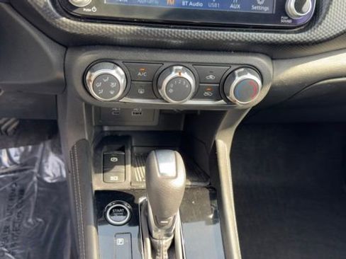 Used 2024 Nissan Kicks SV image 14