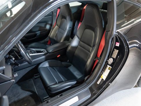 Certified 2020 Porsche 911 Carrera RWD image 5
