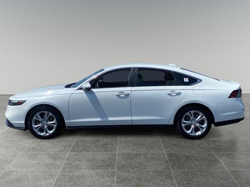 Used 2023 Honda Accord LX image 2