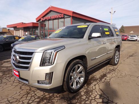 Used 2015 Cadillac Escalade Premium image 1