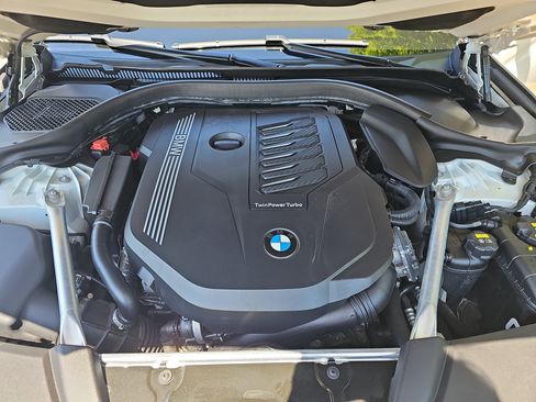 Used 2020 BMW 540i xDrive w/ Executive Package AWD/4WD image 32