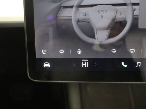 Used 2022 Tesla Model 3 image 46