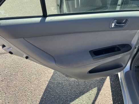 Used 2006 Toyota Camry LE image 10