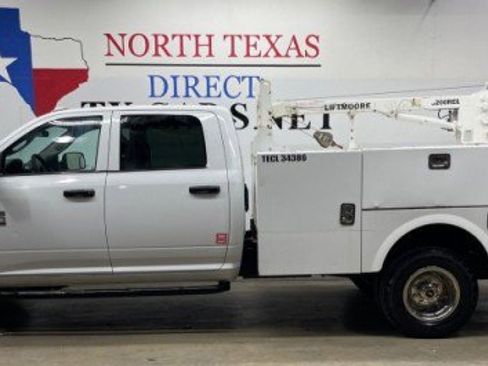 Used 2018 RAM 3500 Tradesman image 11
