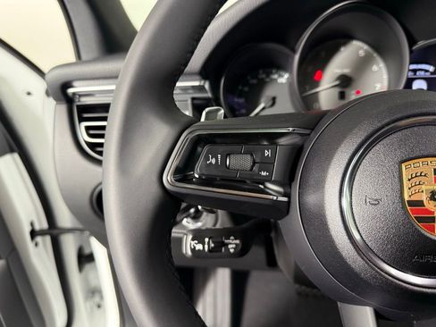 New 2025 Porsche Macan S image 37