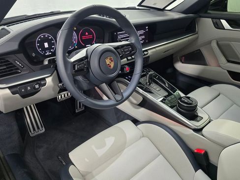 Certified 2025 Porsche 911 Targa 4 GTS AWD/4WD image 4