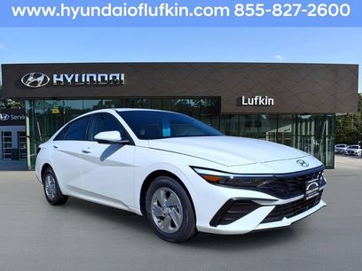 New 2026 Hyundai Elantra SE