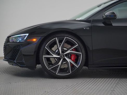 Used 2023 Audi R8 V10 performance image 2