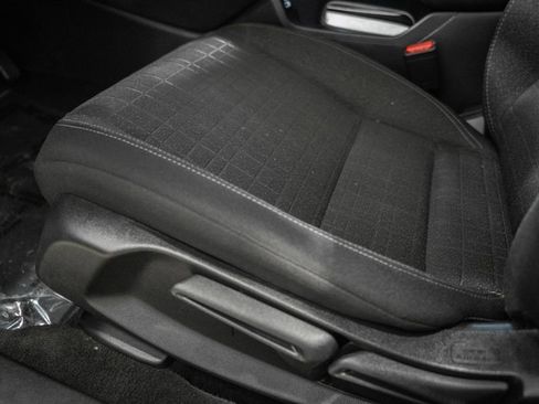 Used 2023 Honda HR-V LX image 30