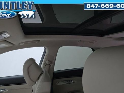 Used 2023 Genesis GV70 2.5T w/ Select Package image 11